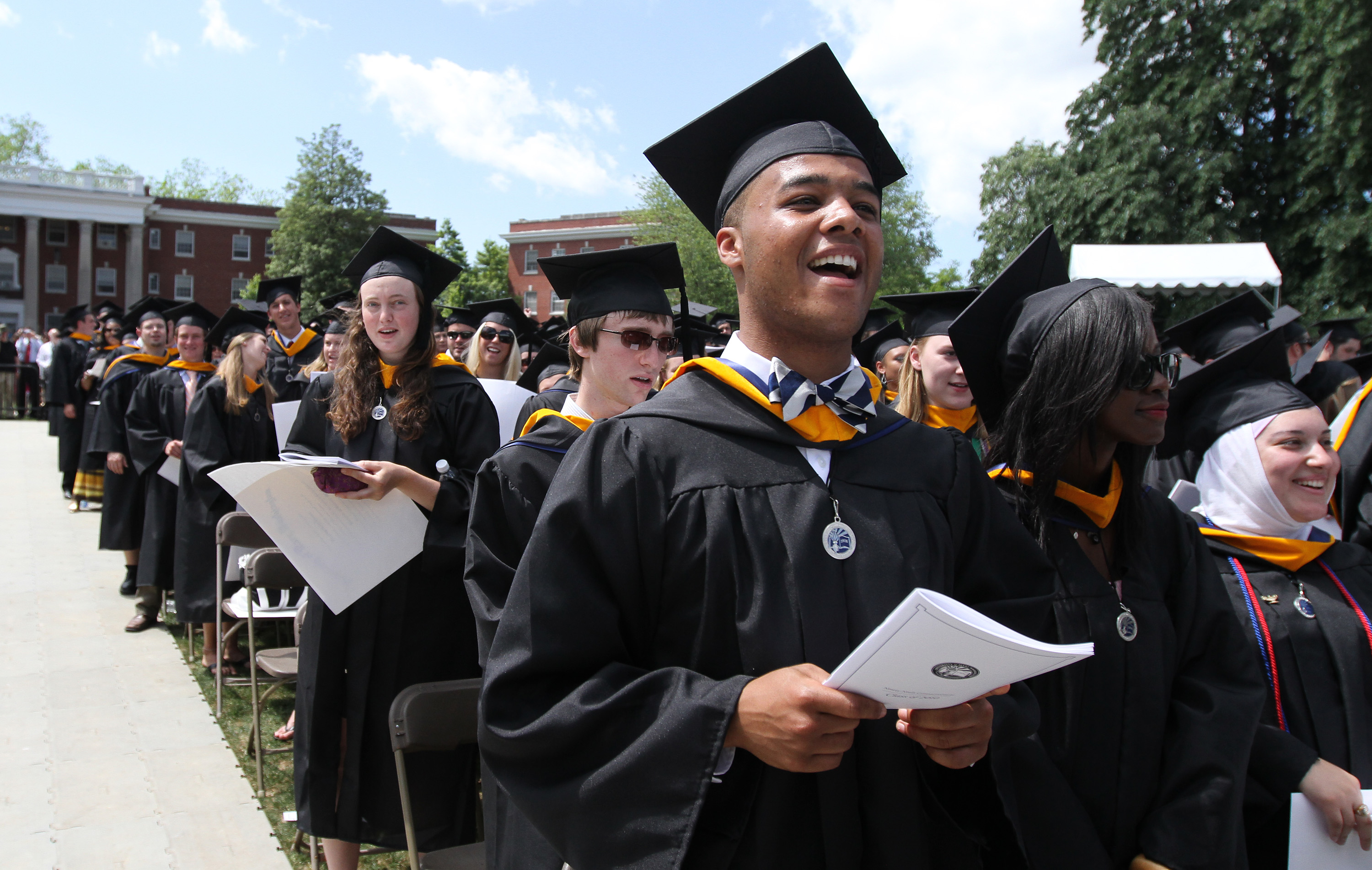 UMW Awards Top Honors at Commencement - EagleEye