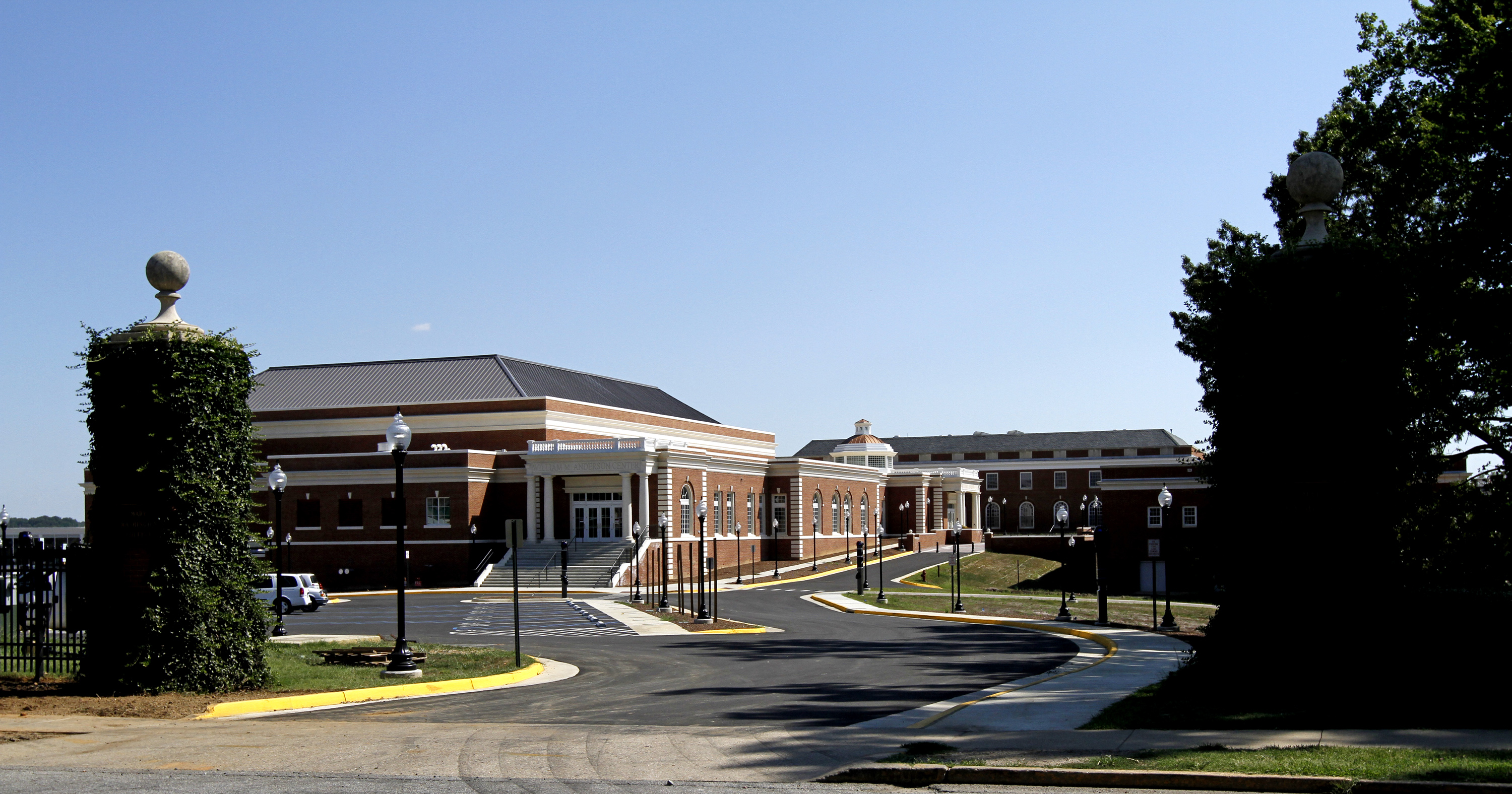 UMW Dedicates William M. Anderson Center - EagleEye