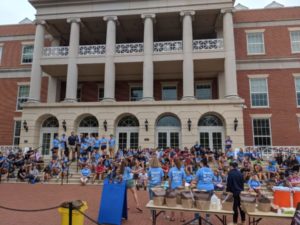 UMW students gathered in front of the University Center Saturday morning before heading to service projects throughout the Fredericksburg community. Nearly 200 students participated in various volunteer activities throughout the city. Photo by Suzanne Carr Rossi.