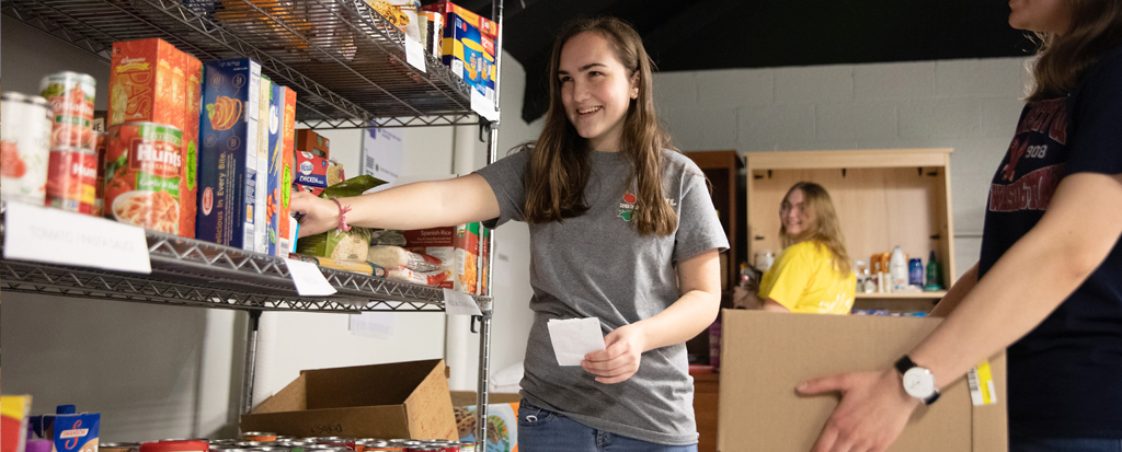 Photo of volunteers at the Gwen Hale Resource Center