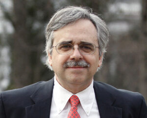 Photo of Professor of Political Science and Director of the Center for Leadership and Media Studies Stephen Farnsworth