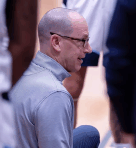 Photo of head coach Kahn