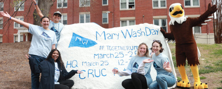 Students surround UMW spirit rock